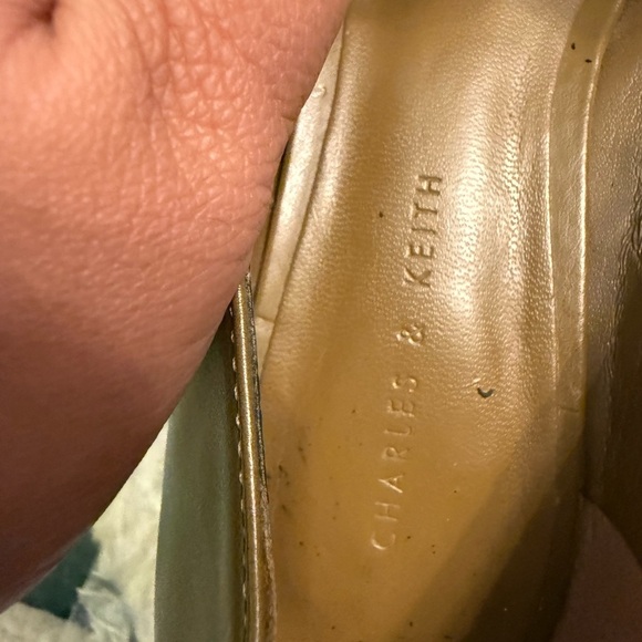 Stylish Charles & Keith Shoes - Picture 7 of 11